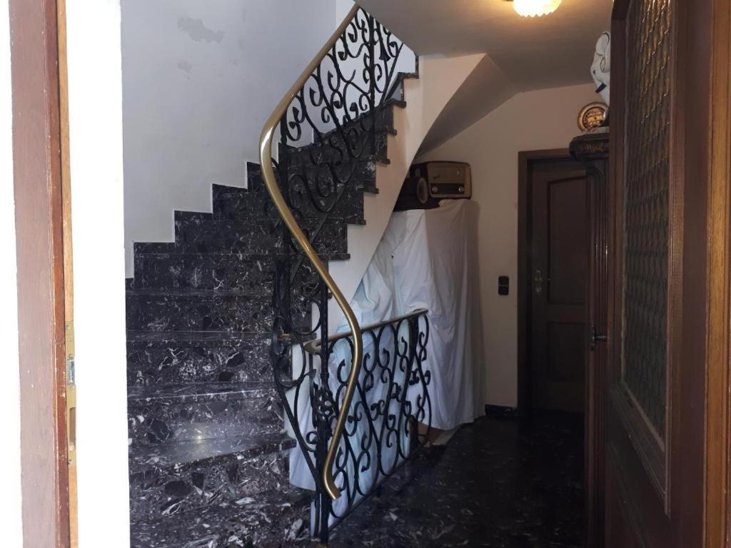 Karl-Stieler-Str. One Room In A 2 Room Appartment ; Lot Space Брукмюль Экстерьер фото